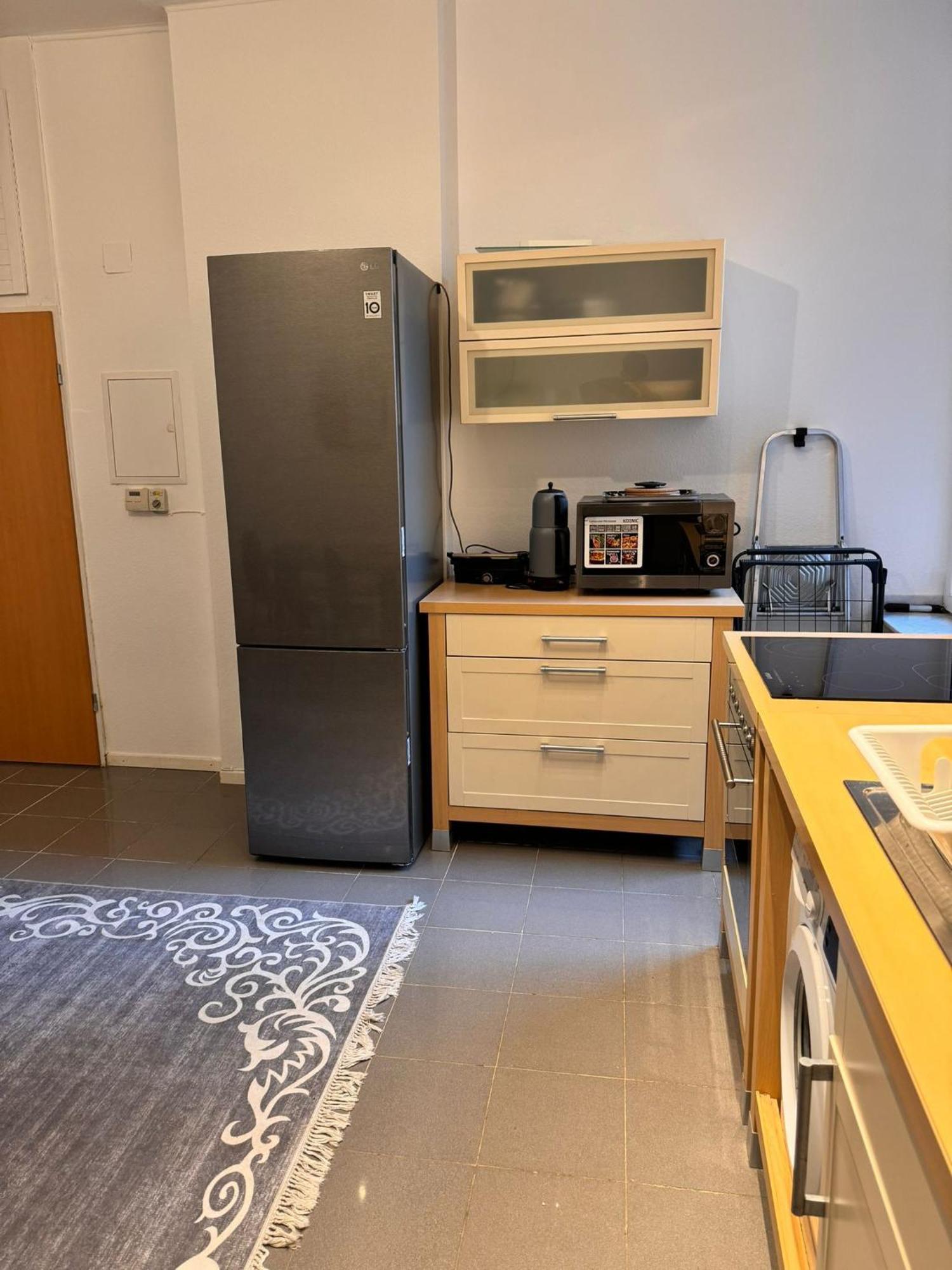 3-room In Centre * Köln